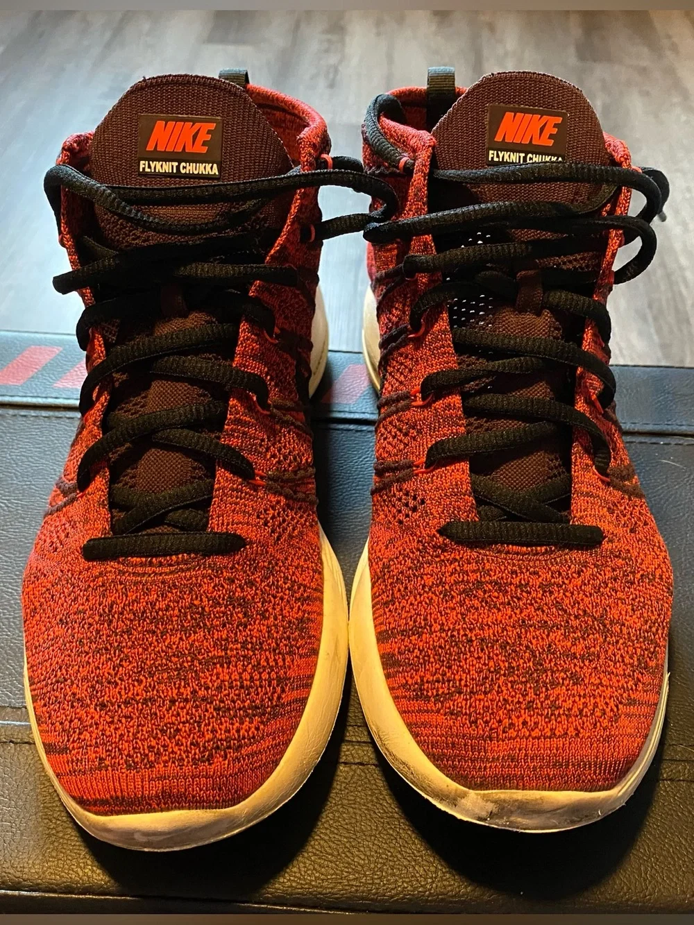 Nike Lunar Flyknit Chukka Men’s Size 9/Women’s Size 10.5